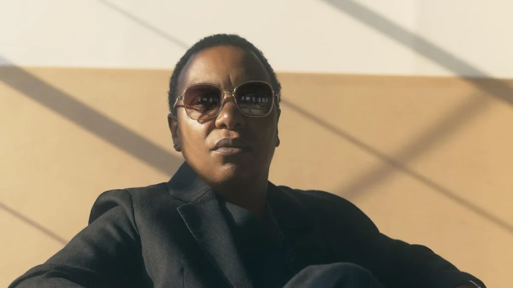 Meshell Ndegeocello Recasts 15 Classic Duets on Synonym