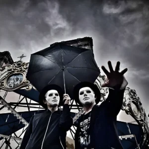 Golem Dance Cult and the Vampire Mirror of Pretty at Dawn: A Dark Wave Single Worth Hearing