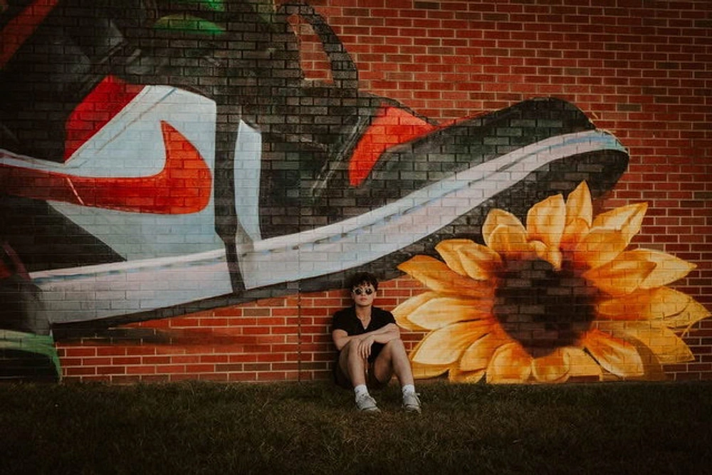 JAKE JUNE Releases PRETTYLONER, a First Slow Song Eight Days Before the Debut EP CRUSH